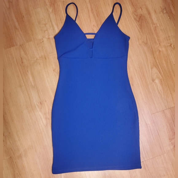 Forever 21 Dresses & Skirts - FOREVER 21 COCKTAIL DRESS